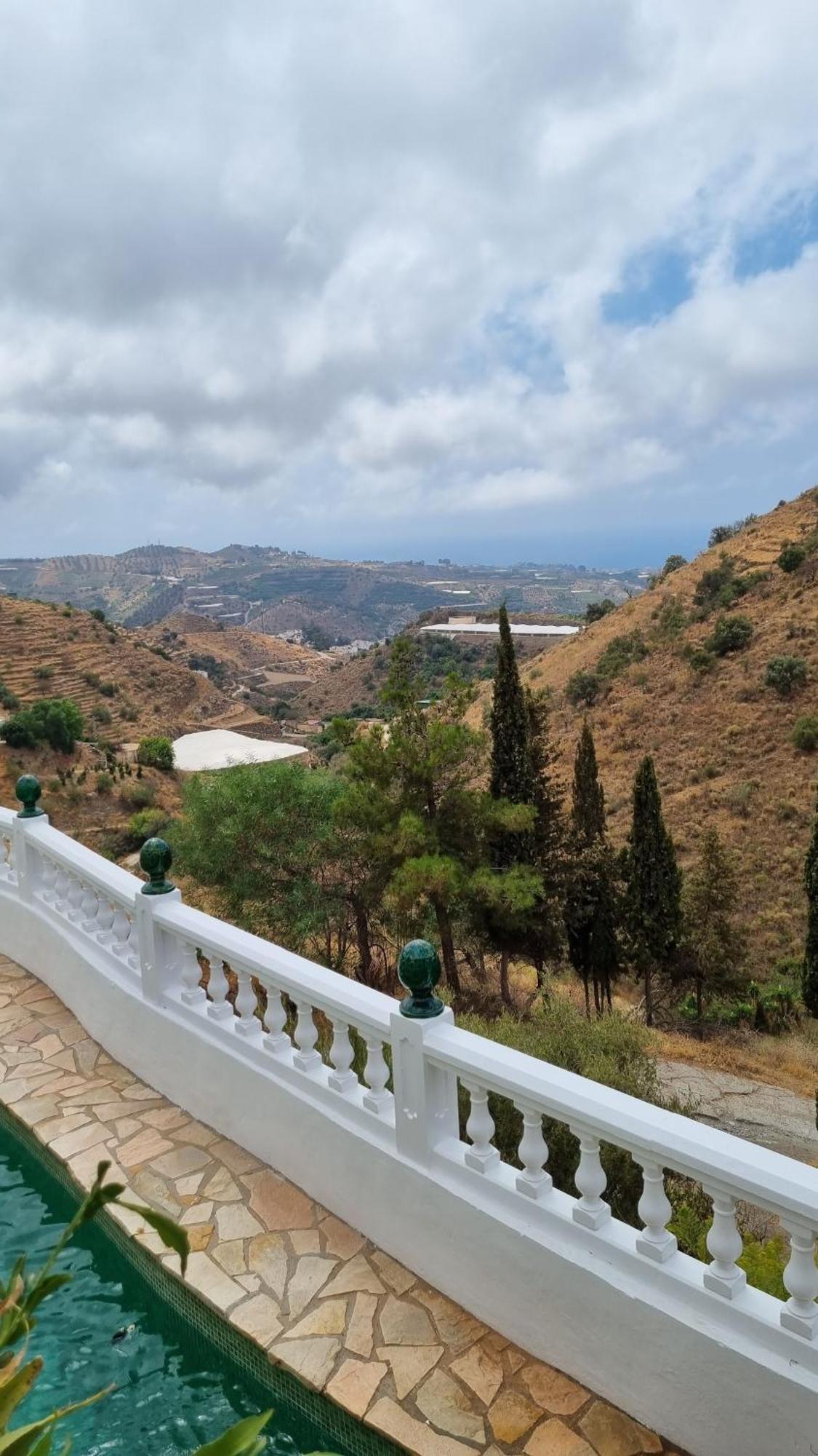 La Buena Vida. Apartment Malaga Luaran gambar