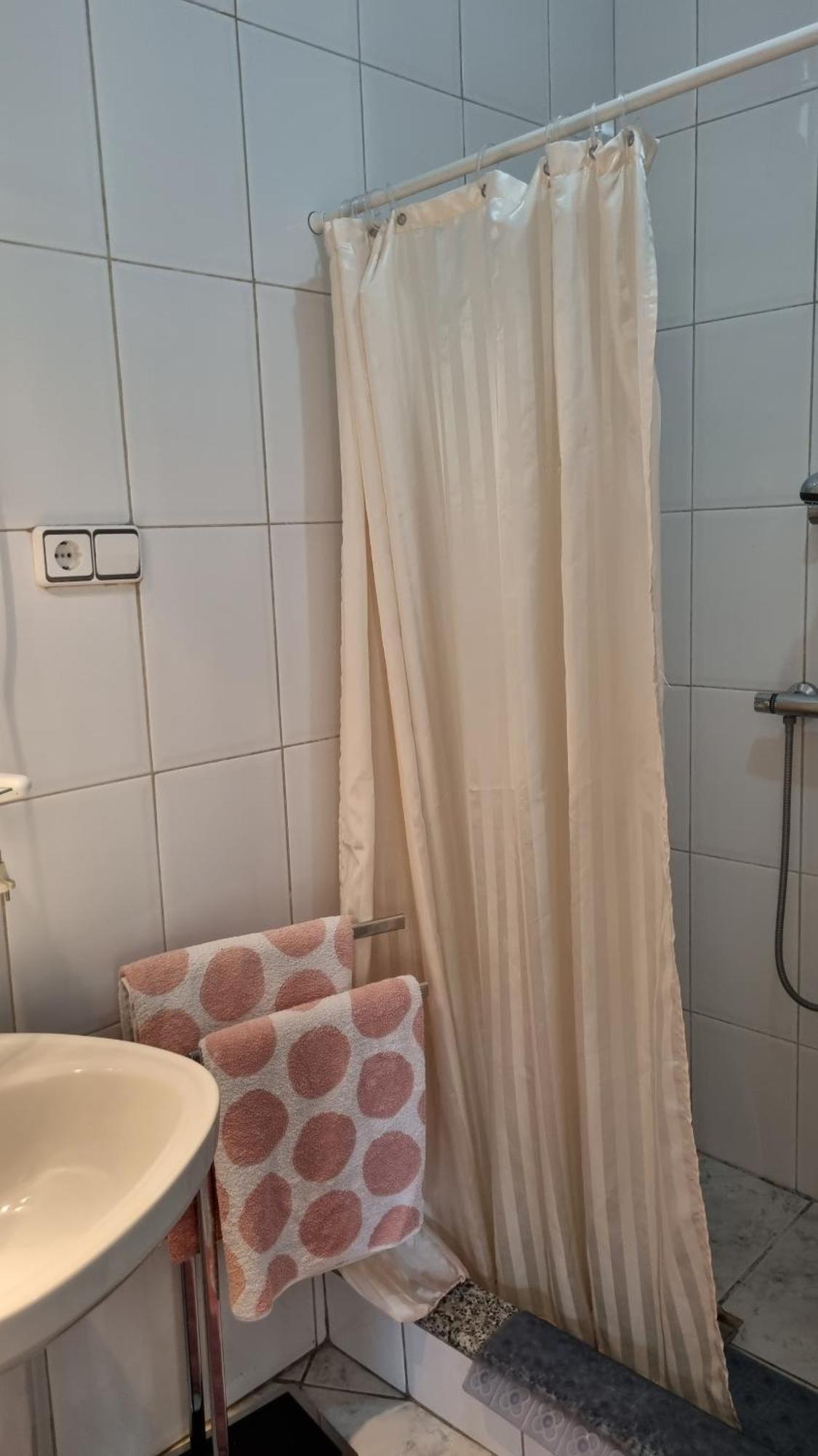 La Buena Vida. Apartment Malaga Luaran gambar